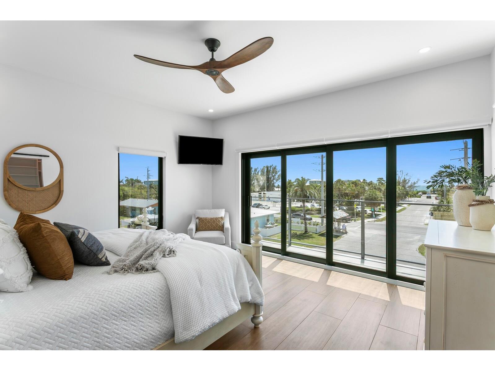 201 N Harbor Drive Holmes Beach FL 34217 TB8509893 image38
