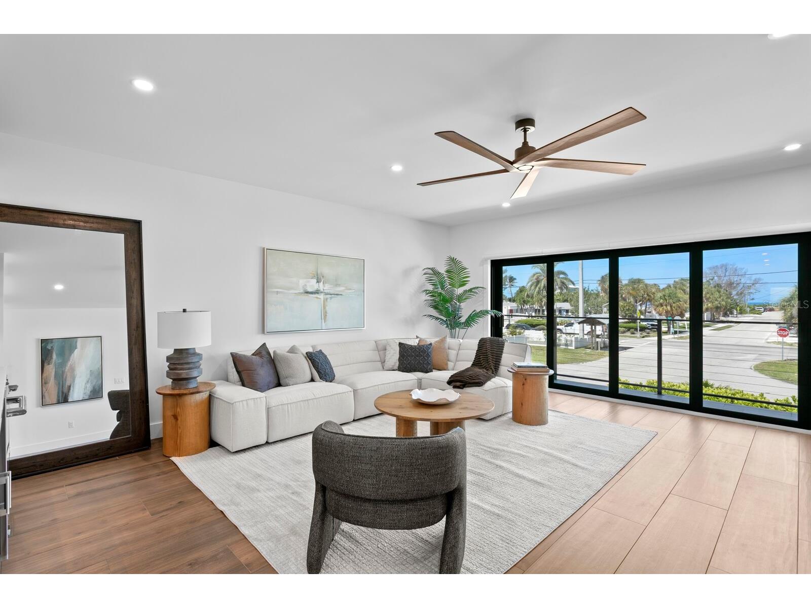201 N Harbor Drive Holmes Beach FL 34217 TB8509893 image4