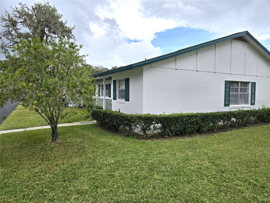201 N Hill Avenue #150 Deland FL 32724 V4939262 image3