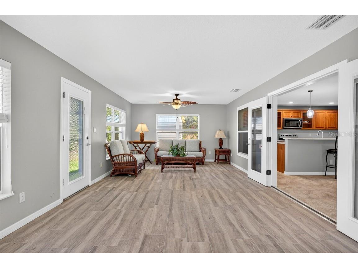 201 N West Street Interlachen FL 32148 - Mirror Lake O6361448 image24