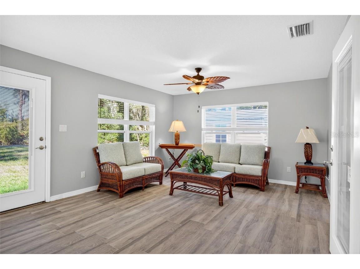 201 N West Street Interlachen FL 32148 - Mirror Lake O6361448 image37