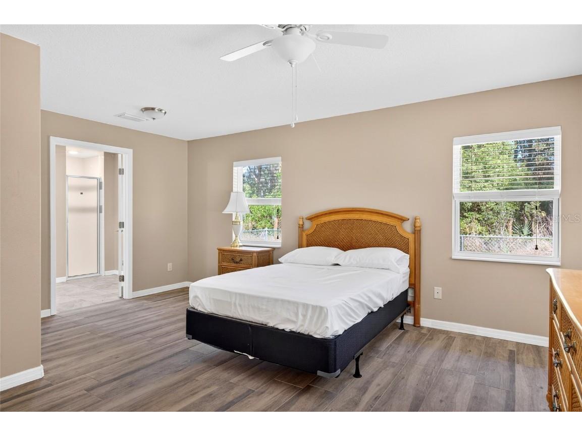 201 N West Street Interlachen FL 32148 - Mirror Lake O6361448 image9