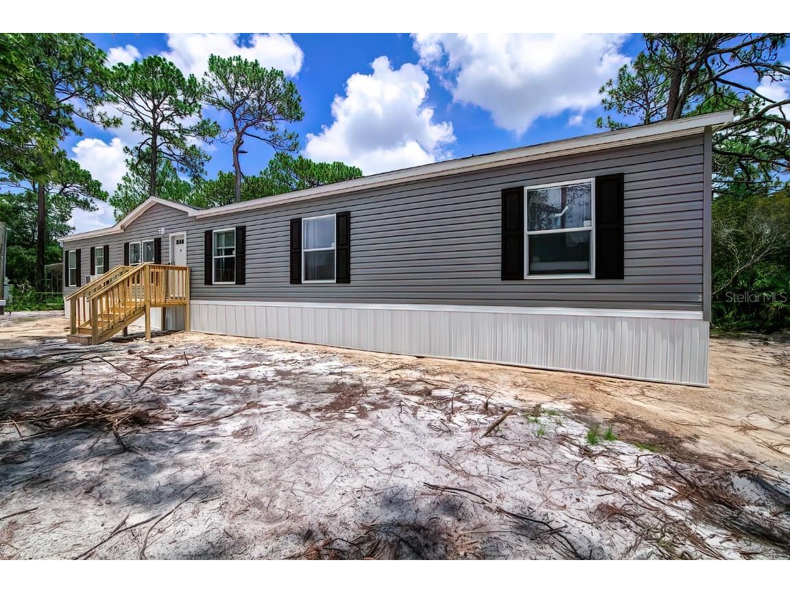 201 Neeld Street Inglis FL 34449 U8207327 image1