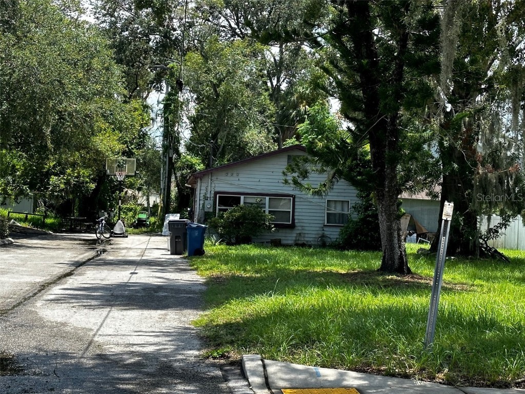 201 Park Boulevard Oldsmar FL 34677 T3465025 image1