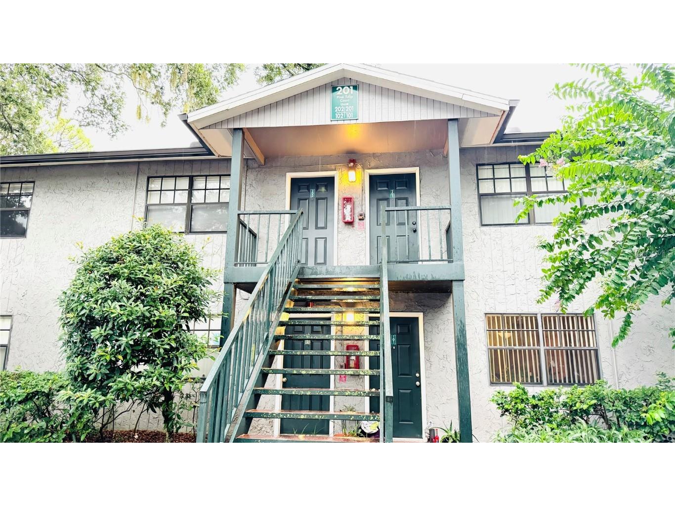 201 Pine Tulip Court #202 Tampa FL 33612 T3538303 image1