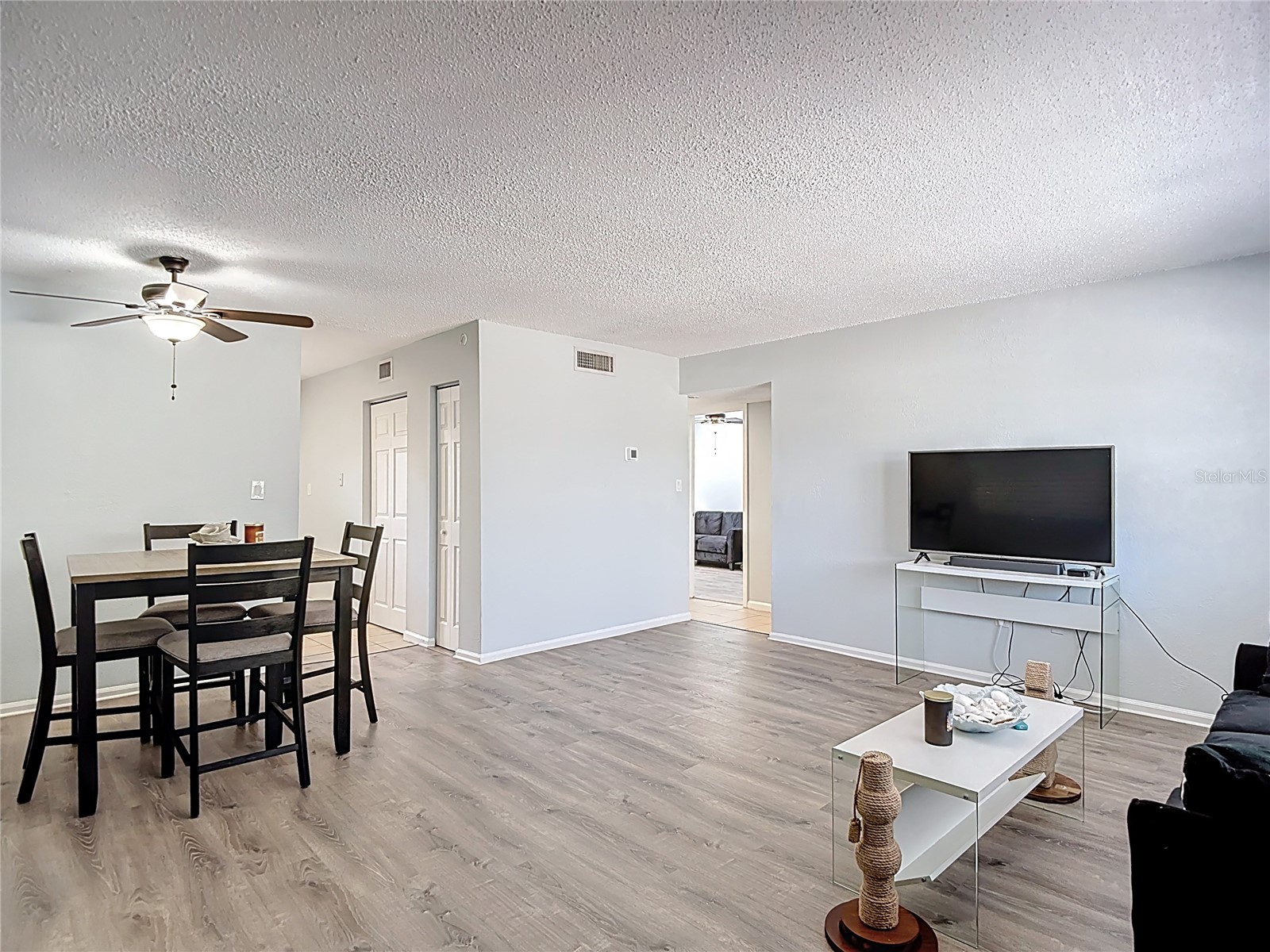 201 Pine Violet Court #201 Tampa FL 33612 L4959666 image2