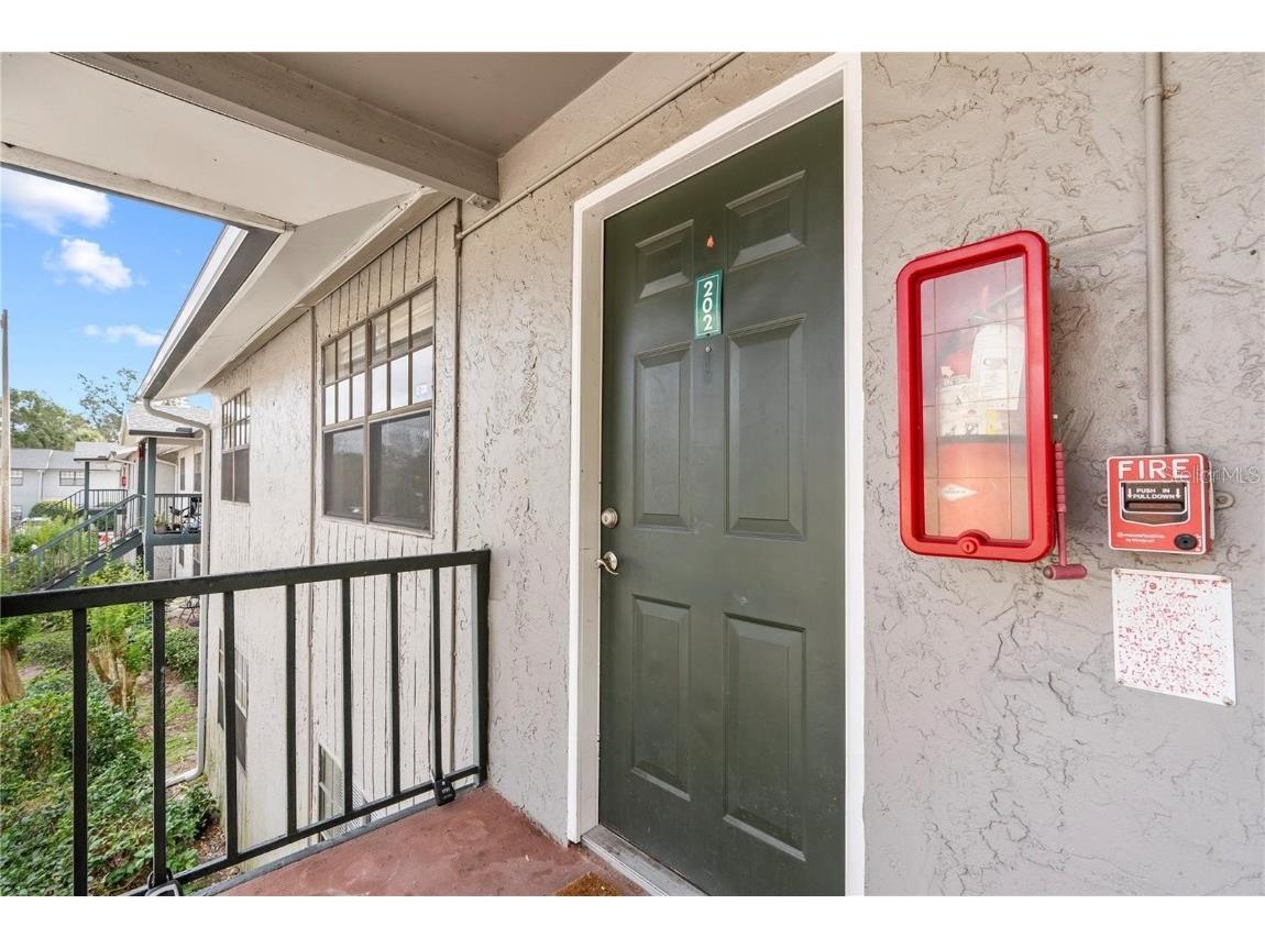 201 Pine Violet Court #202 Tampa FL 33612 TB8408565 image4