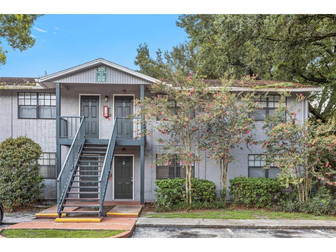 201 Poinsettia Pine Court #101 Tampa FL 33612 T3461029 image1