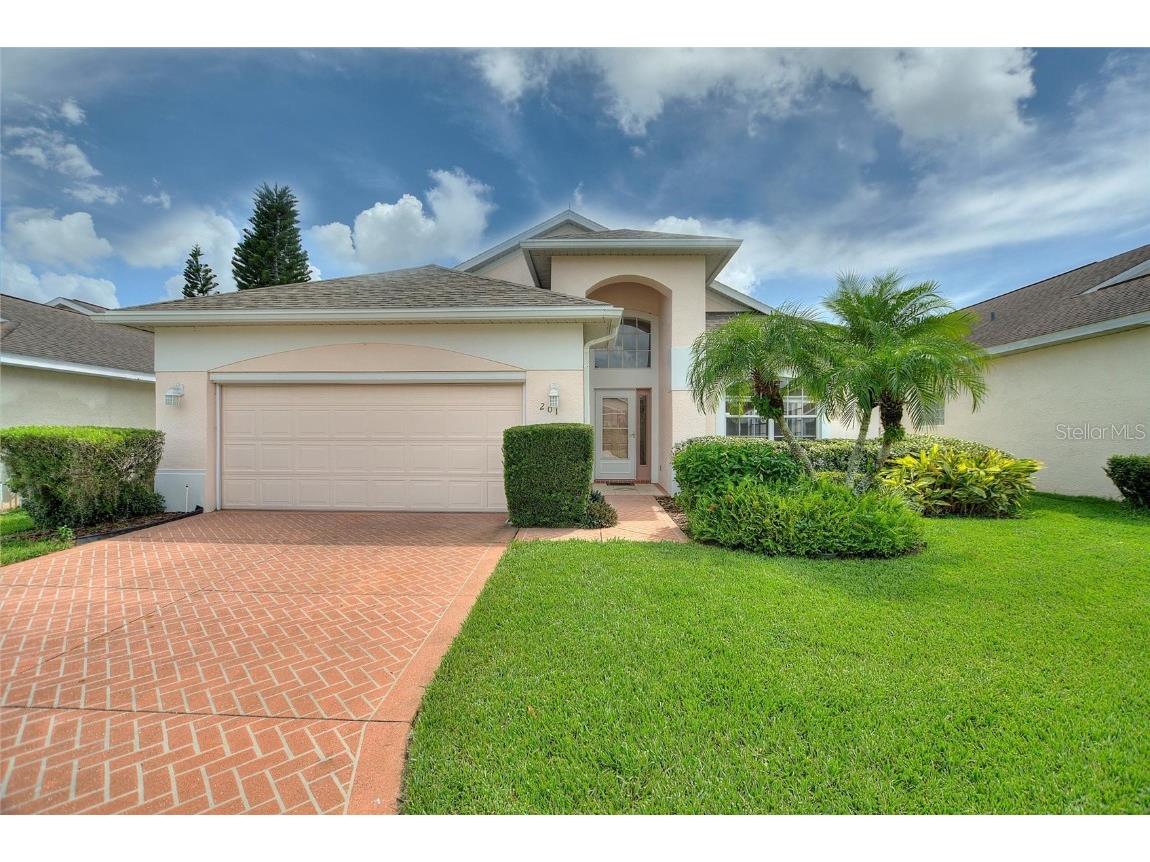 201 Prather Dr Davenport FL 33837 S5111815 image1