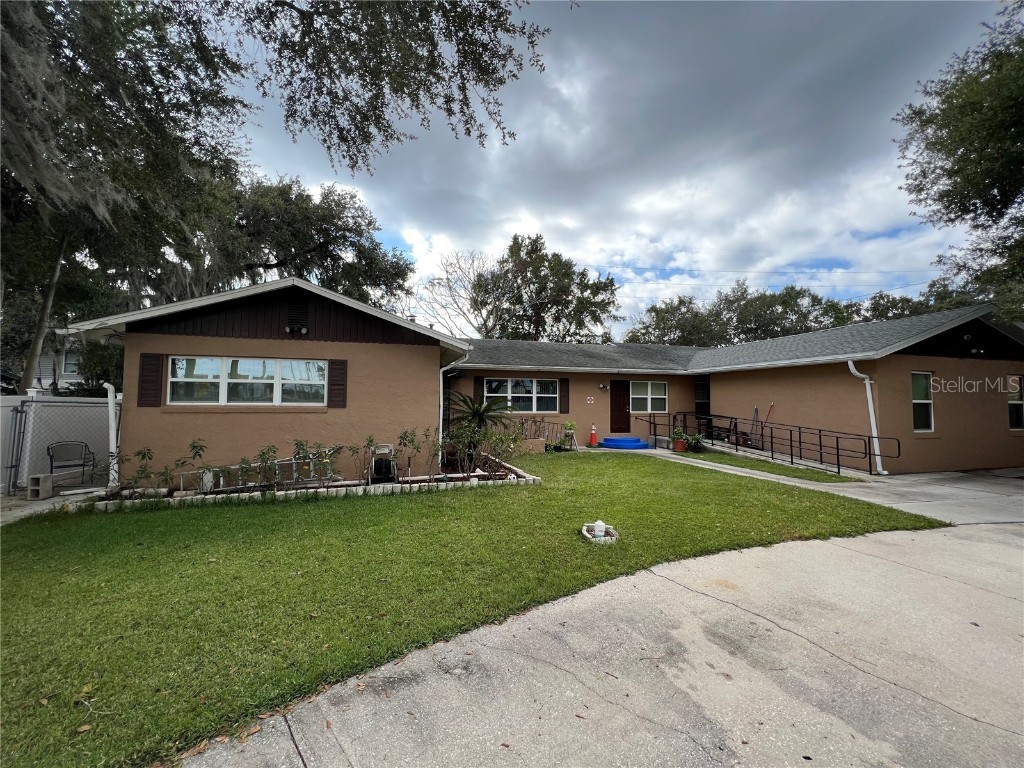 201 Rosefield Avenue Leesburg FL 34748 O6070604 image1