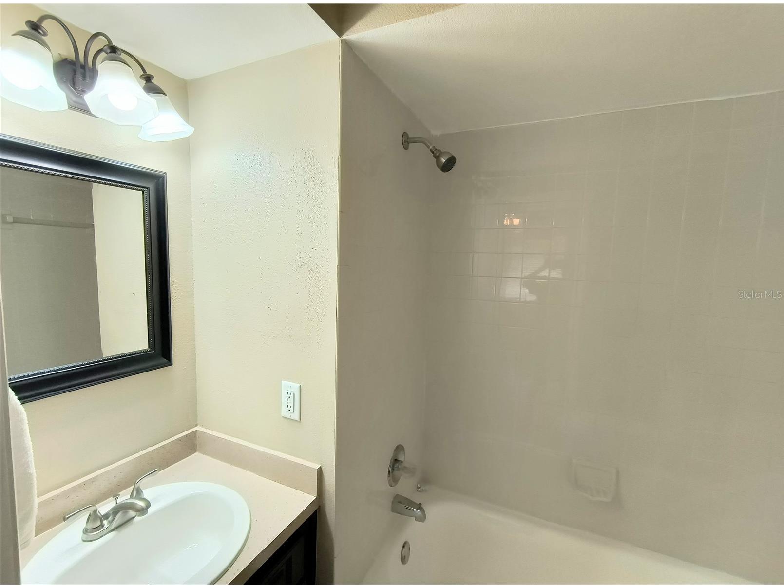 201 S Arrawana Avenue #L Tampa FL 33609 TB8521777 image6