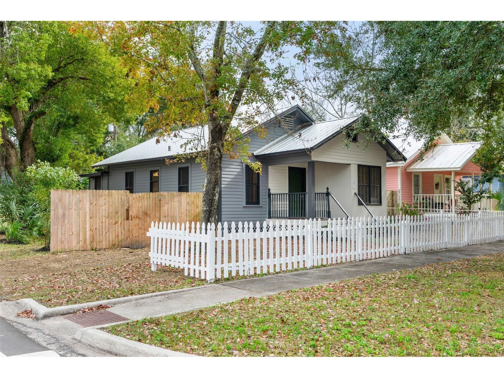 201 S Holly Avenue Sanford FL 32771 O6374551 image1