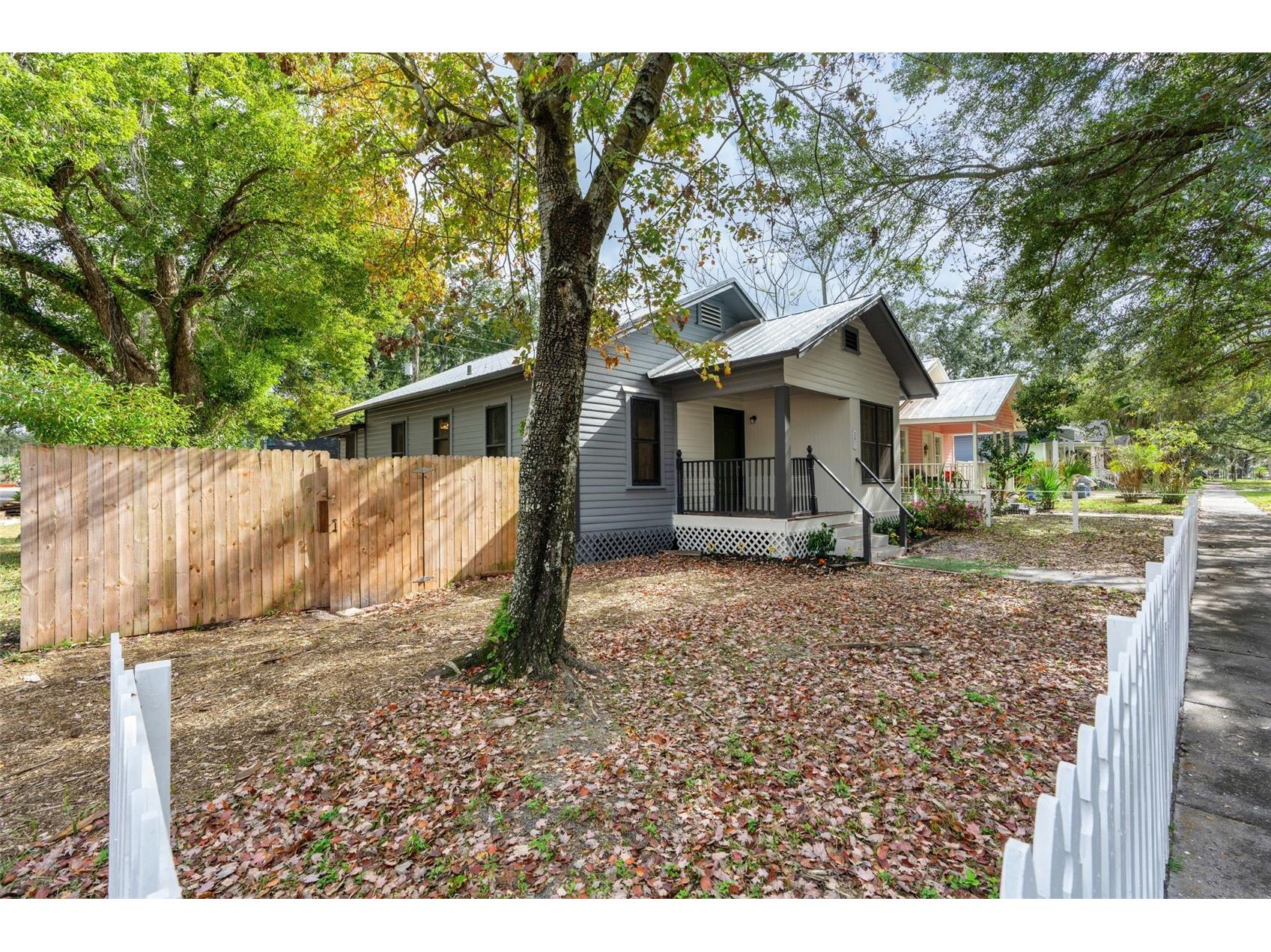 201 S Holly Avenue Sanford FL 32771 O6374551 image2