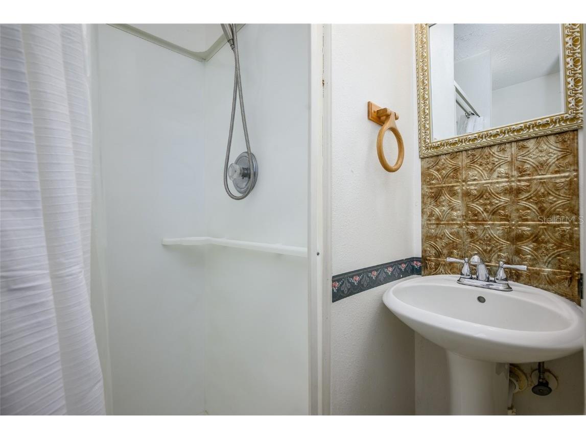 201 S Main Street Brooksville FL 34601 TB8436365 image33