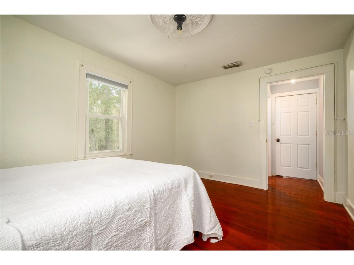 201 S Main Street Brooksville FL 34601 TB8436365 image37