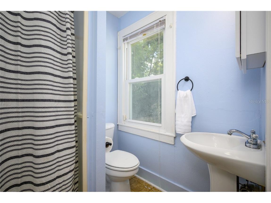 201 S Main Street Brooksville FL 34601 TB8436365 image40