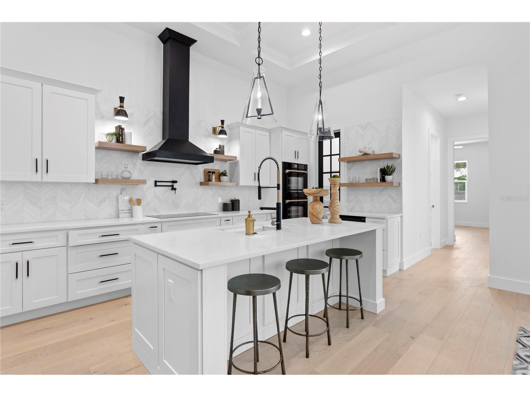 201 S Shade Avenue Sarasota FL 34237 TB8484159 image17