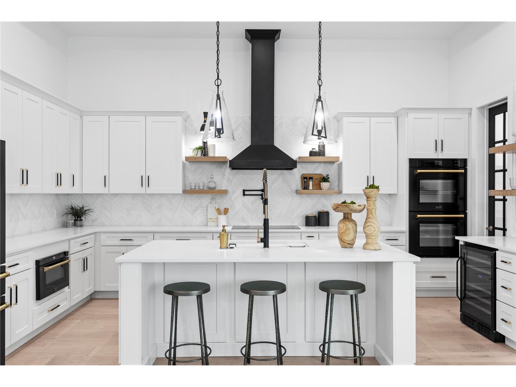 201 S Shade Avenue Sarasota FL 34237 TB8484159 image22