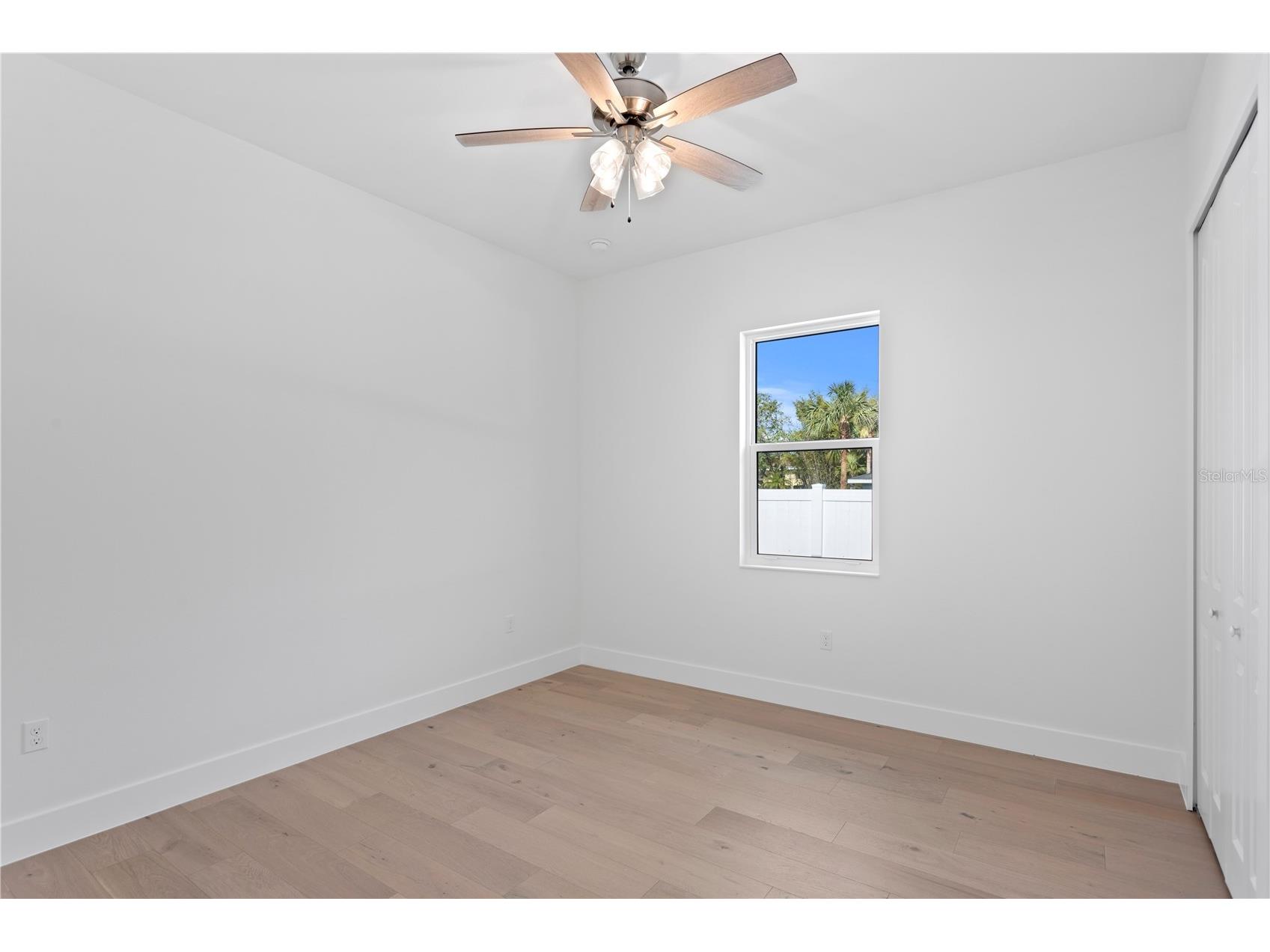 201 S Shade Avenue Sarasota FL 34237 TB8484159 image37