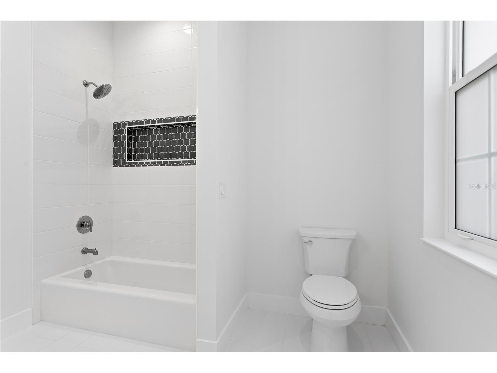 201 S Shade Avenue Sarasota FL 34237 TB8484159 image40