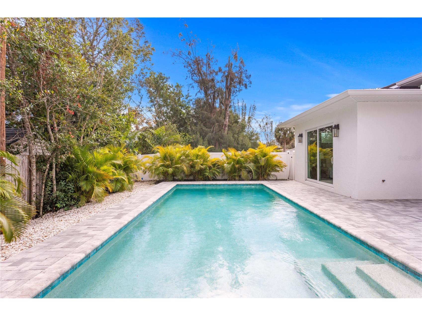 201 S Shade Avenue Sarasota FL 34237 TB8484159 image49
