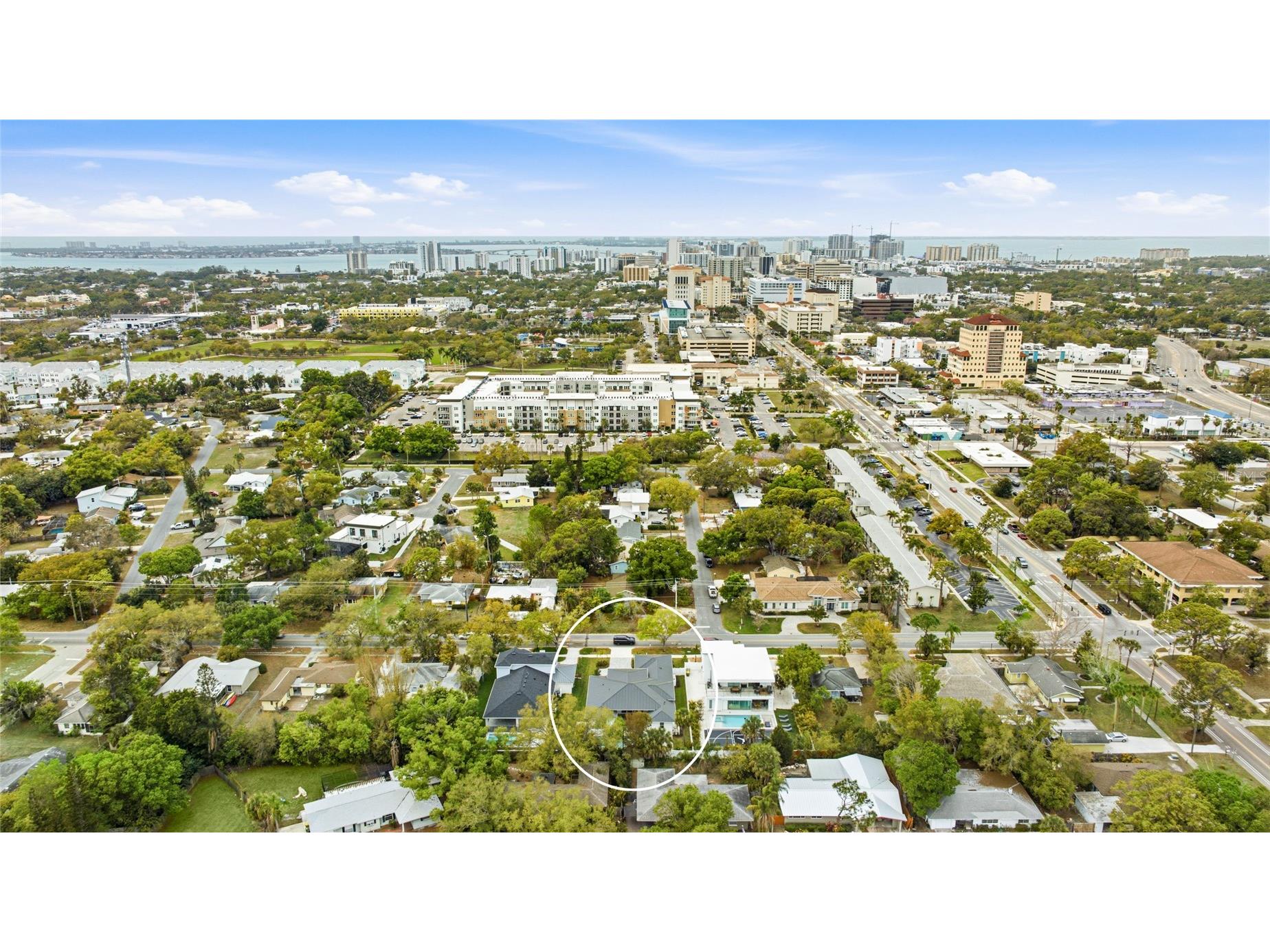 201 S Shade Avenue Sarasota FL 34237 TB8484159 image61