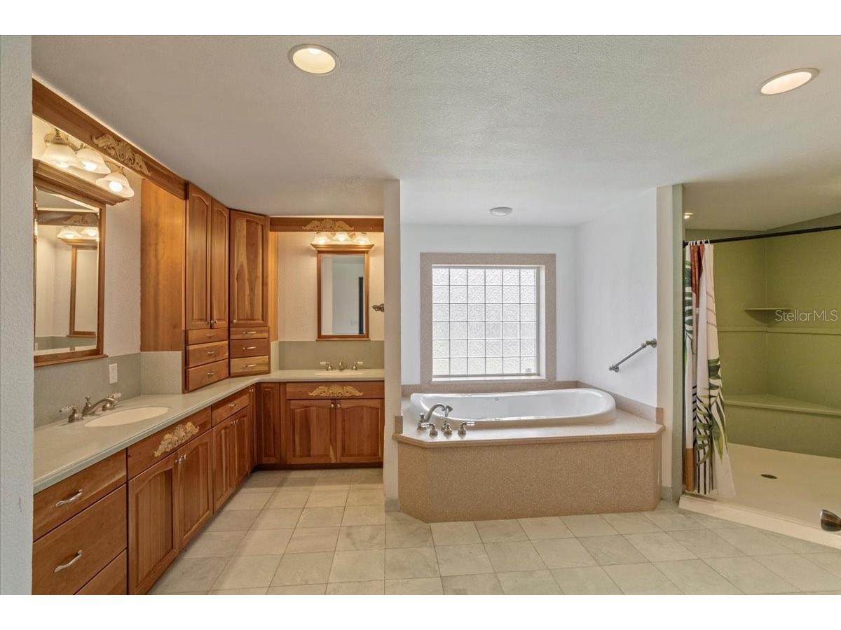 201 S Sweetwater Cove Boulevard Longwood FL 32779 O6349070 image32