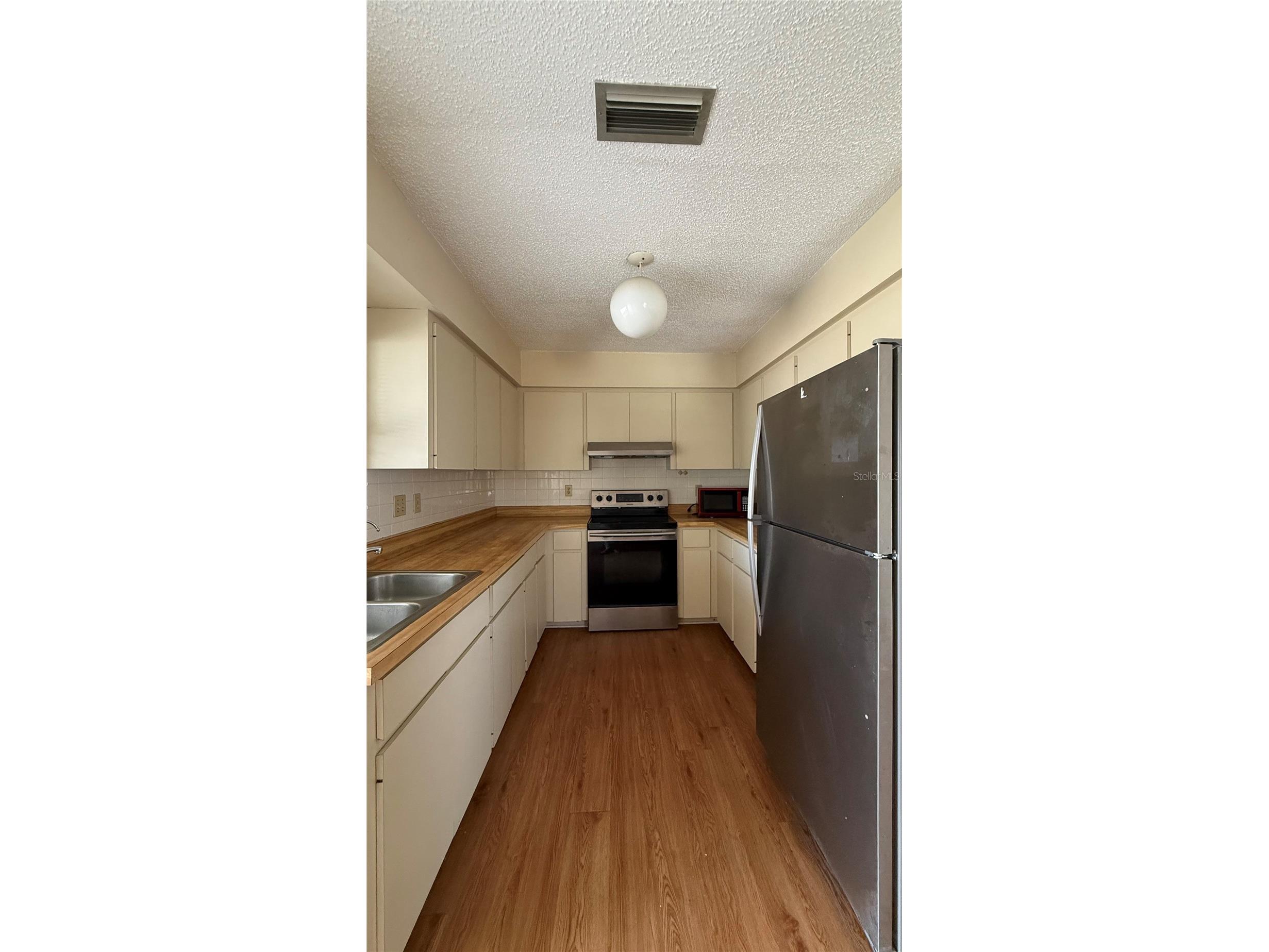 201 San Marco Avenue #2 North Port FL 34287 A4688773 image3