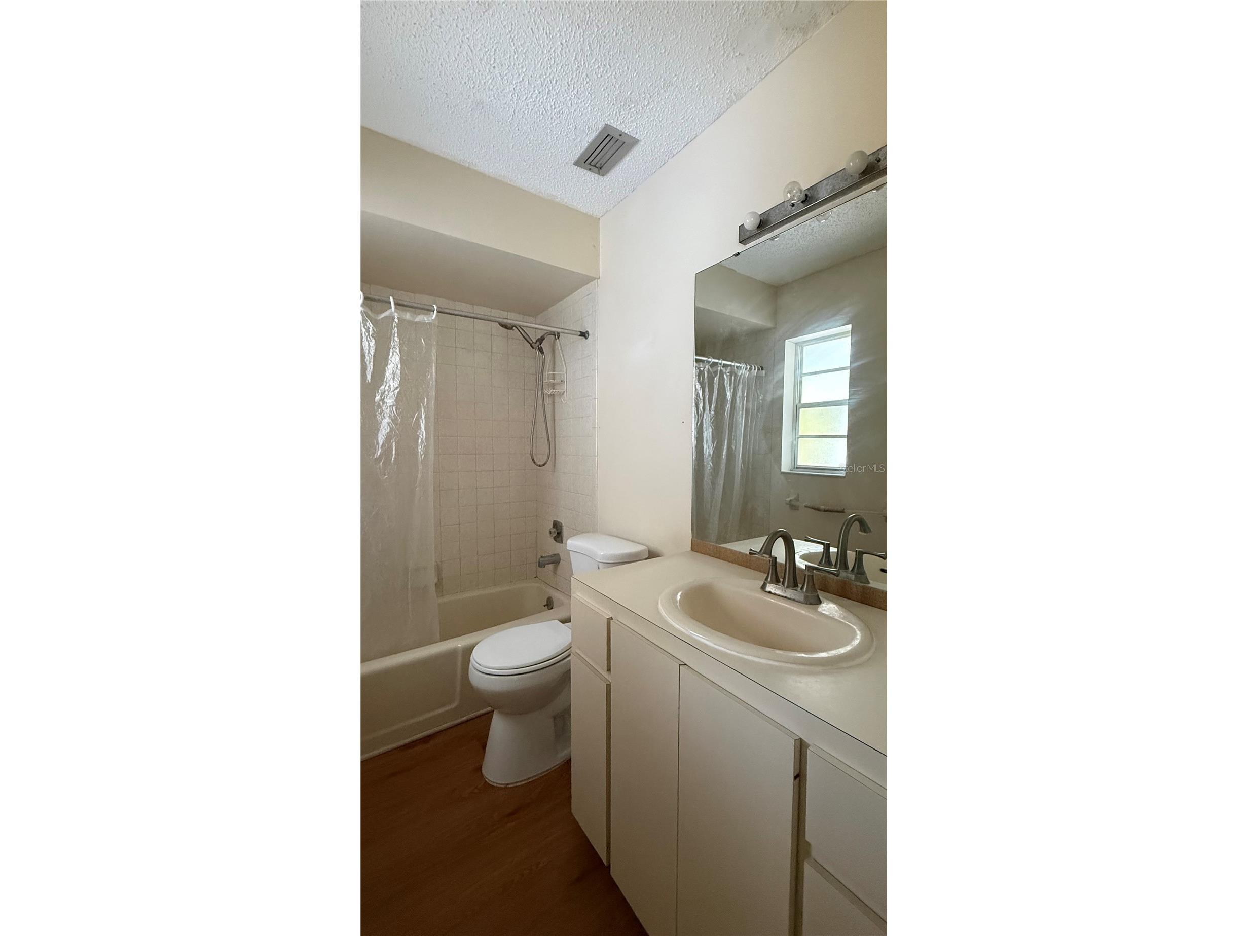 201 San Marco Avenue #2 North Port FL 34287 A4688773 image8