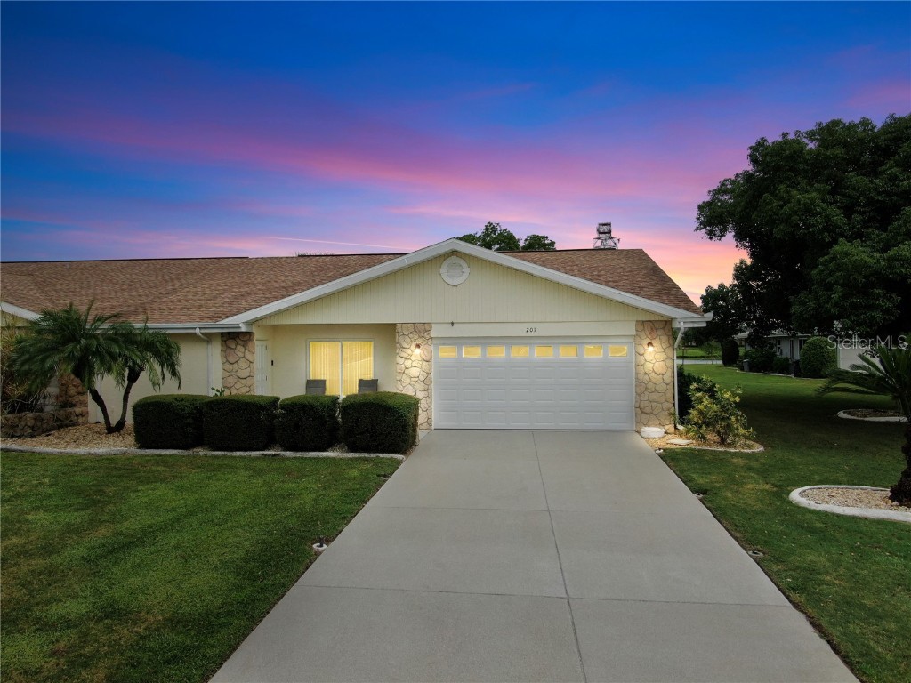 201 Sola Lane Sun City Center FL 33573 TB8303393 image1