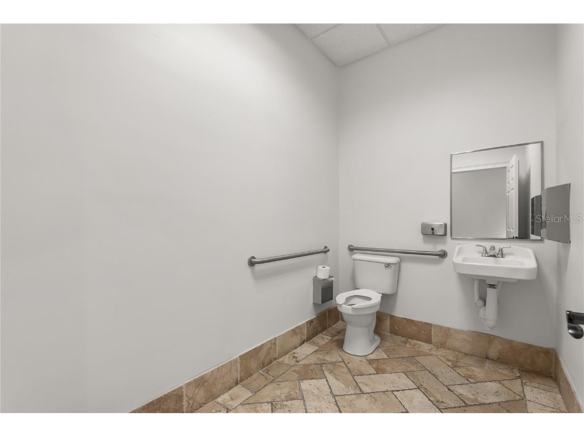 201 Specialty Point Sanford FL 32771 O6348747 image19