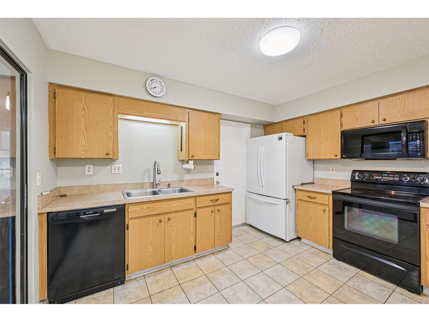 201 Stonehouse Court Sun City Center FL 33573 TB8492110 image13