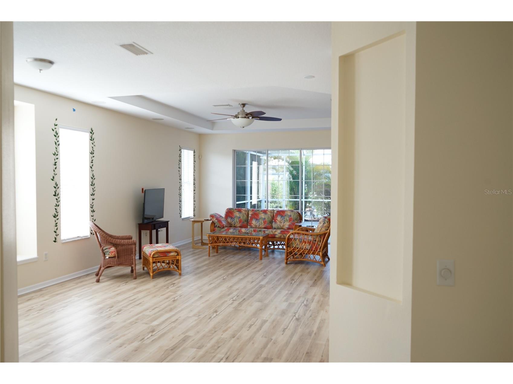 201 Sunset Crest Court Apollo Beach FL 33572 TB8498120 image10