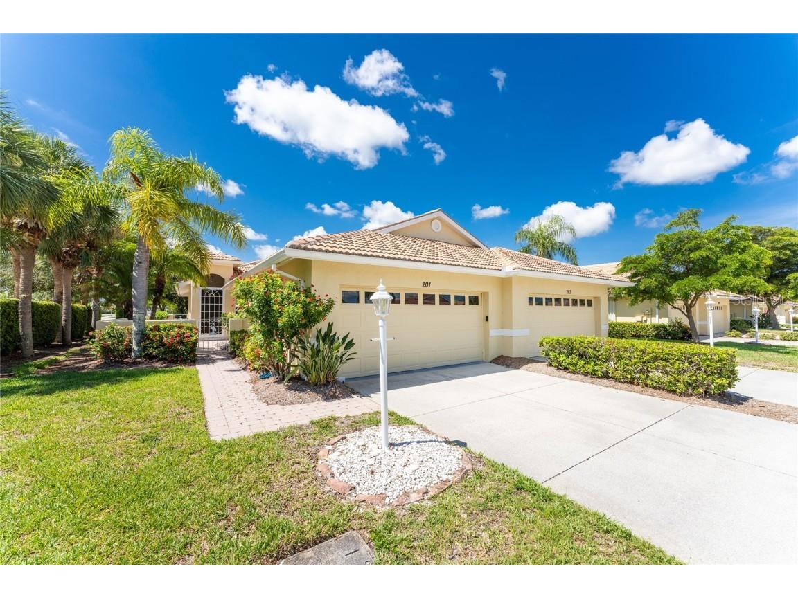 201 Vista Del Lago Way Venice FL 34292 N6128025 image1