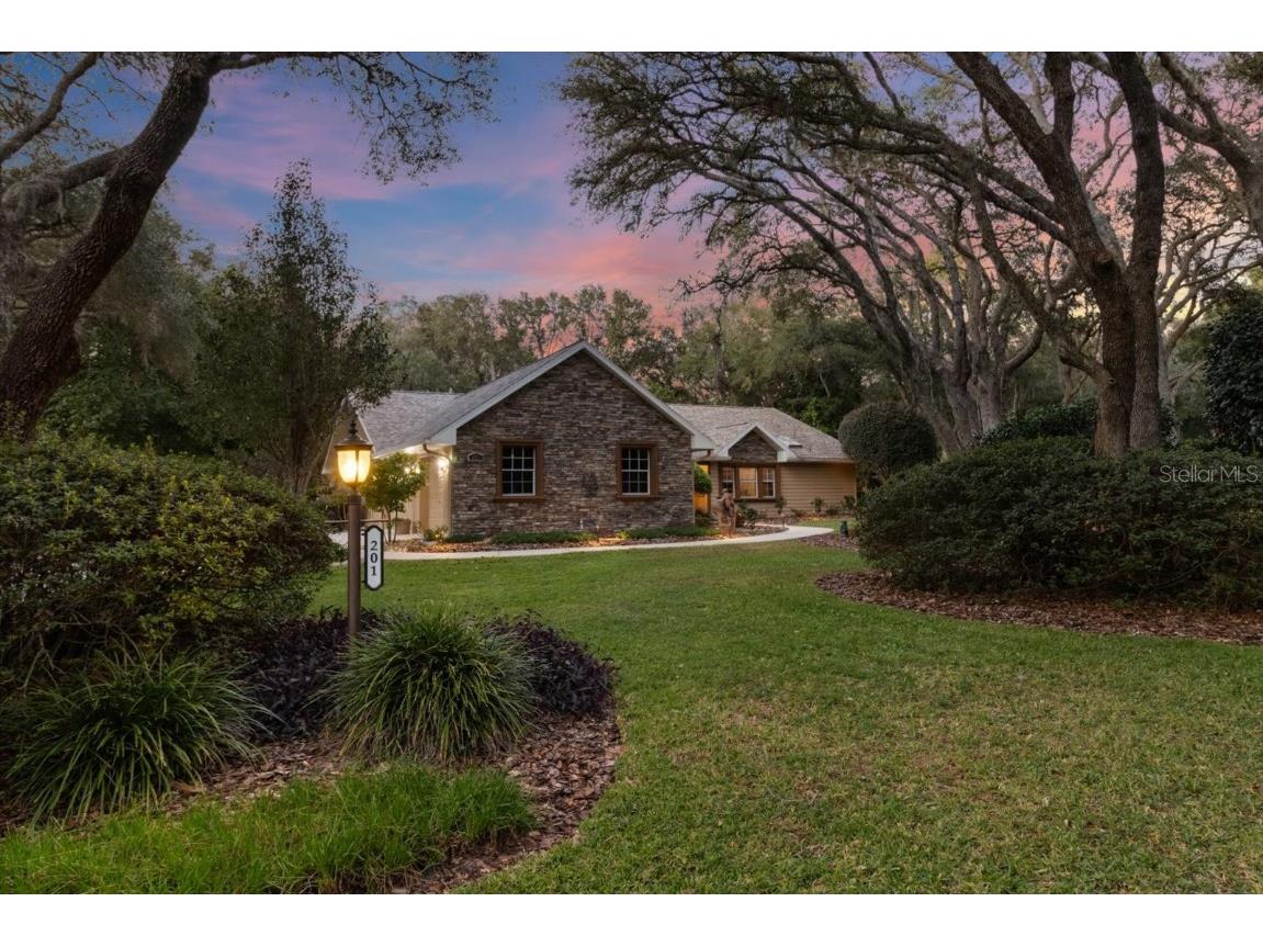 201 W Britain Street Hernando FL 34442 OM690993 image1