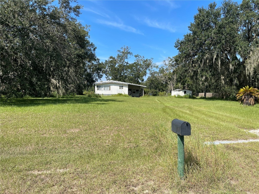 201 W Cesara Drive Mulberry FL 33860 L4939625 image1