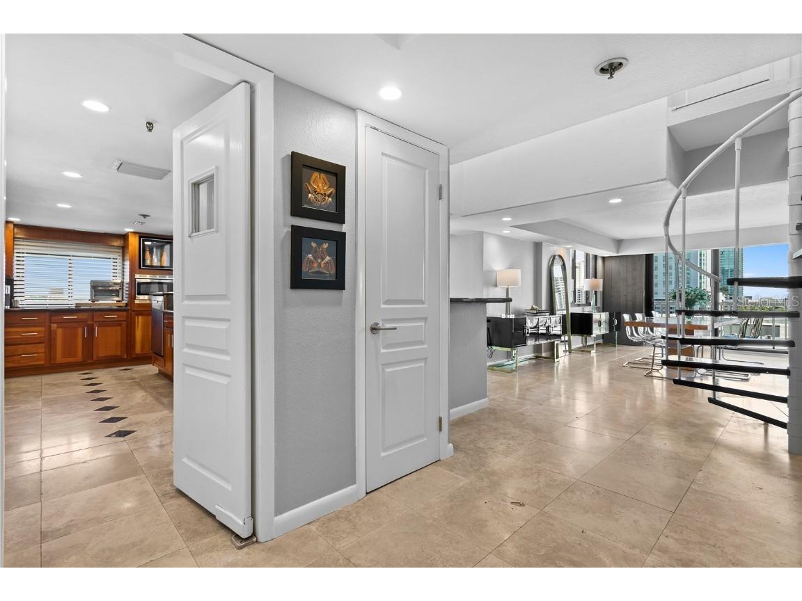 201 W Laurel Street #1006 Tampa FL 33602 - HILLSBOROUGH RIVER TB8440863 image3