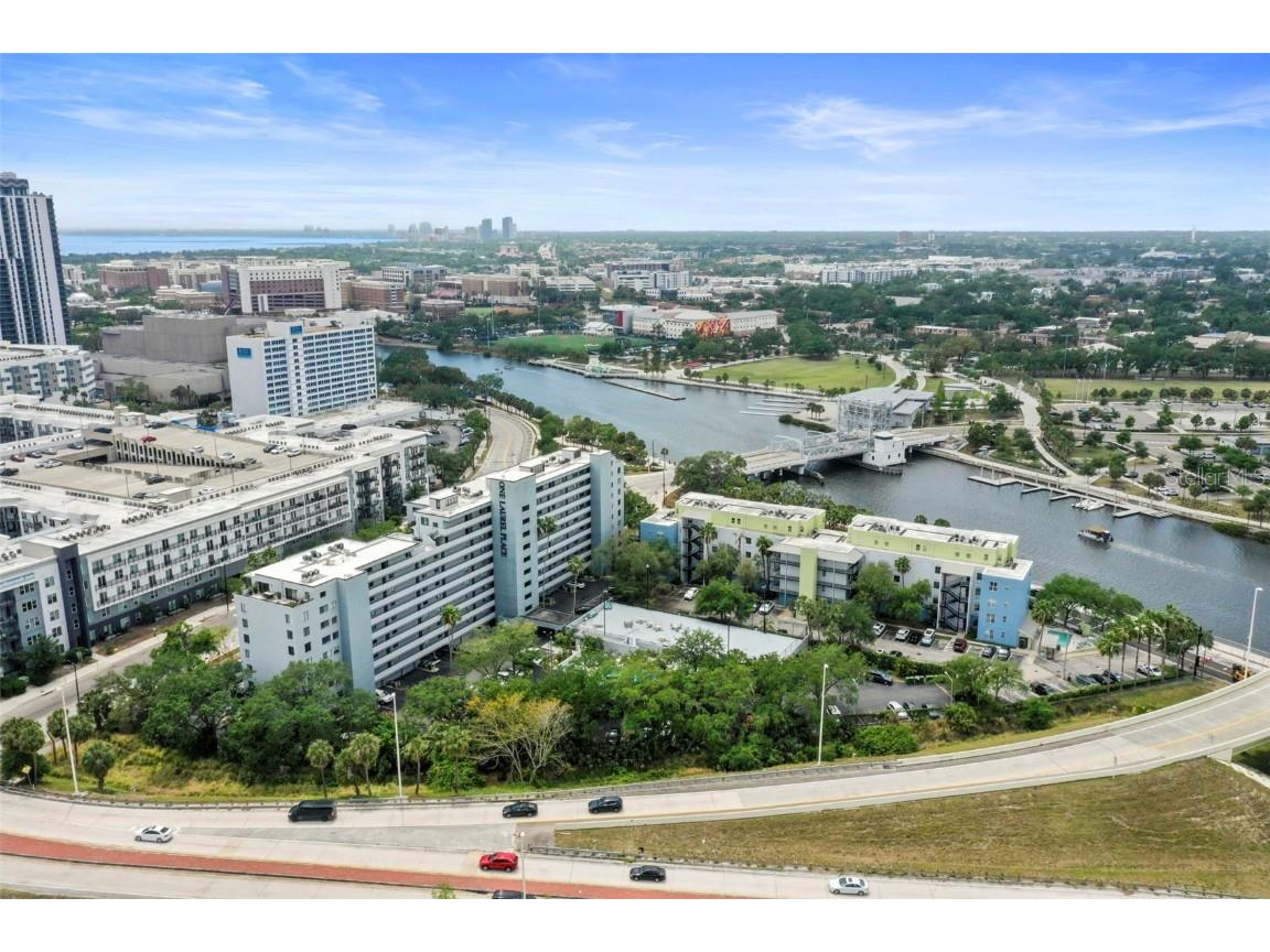 201 W Laurel Street #307 Tampa FL 33602 - HILLSBOROUGH RIVER TB8371717 image1