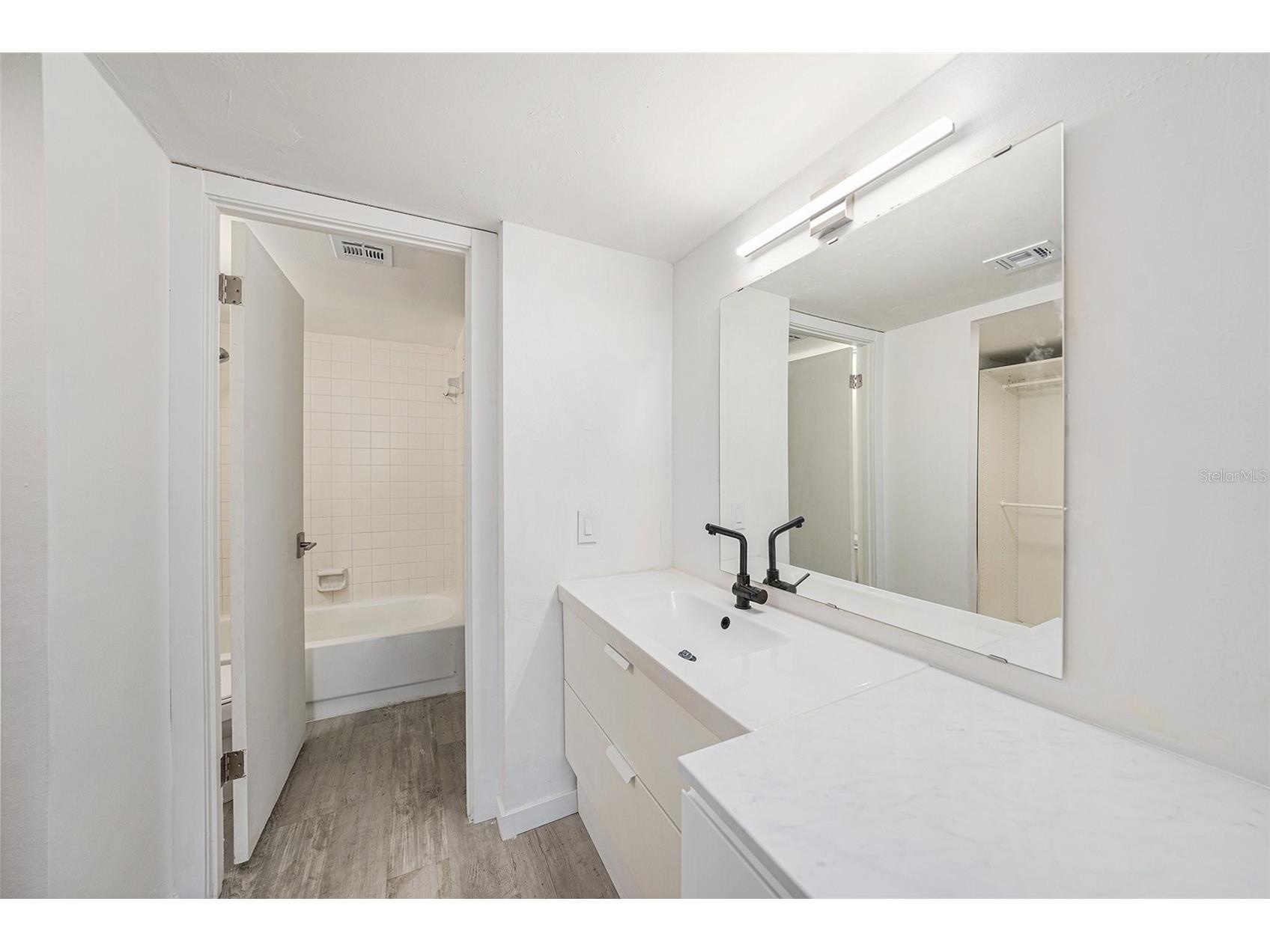 201 W Laurel Street #504B Tampa FL 33602 TB8419312 image16