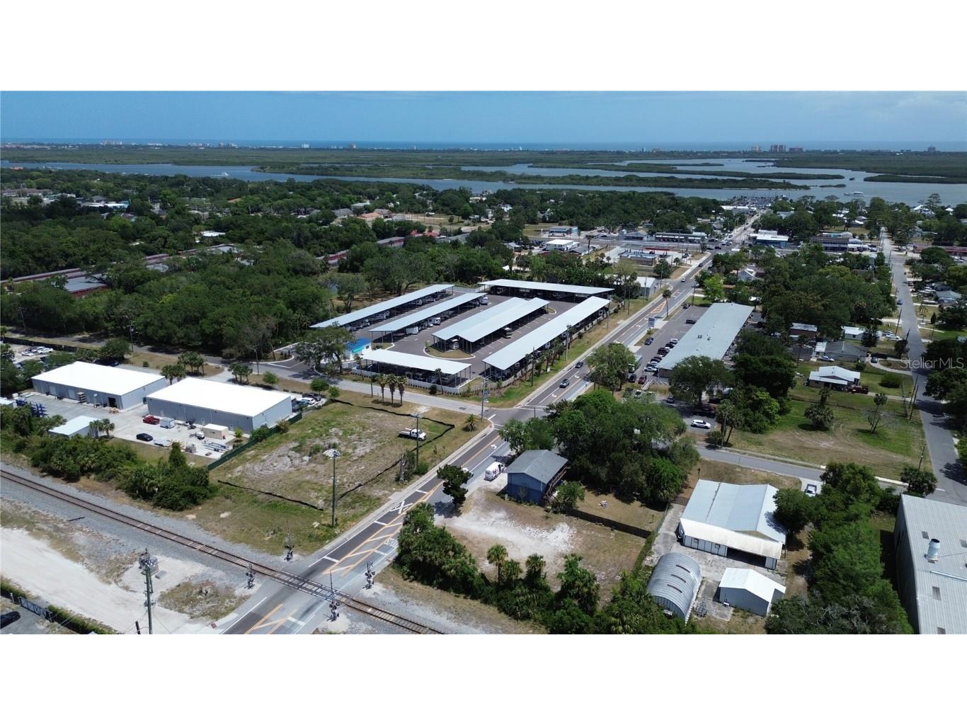 201 W Park Avenue Edgewater FL 32132 NS1085176 image4