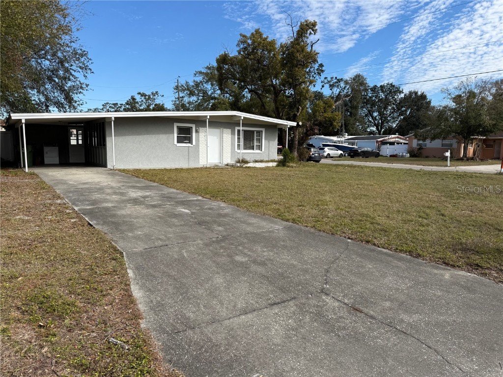 201 W Seneca Avenue Tampa FL 33612 W7871854 image1