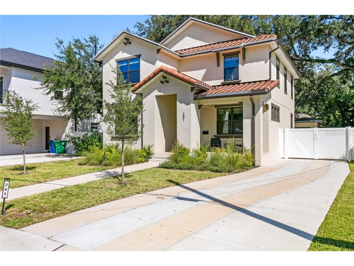 201 W Violet Street Tampa FL 33603 TB8305763 image1