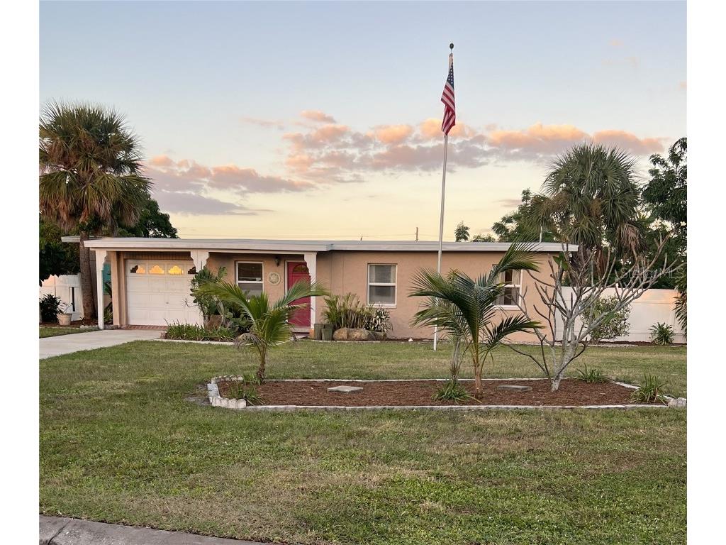 201 Waterway Circle NE Port Charlotte FL 33952 O6160186 image1