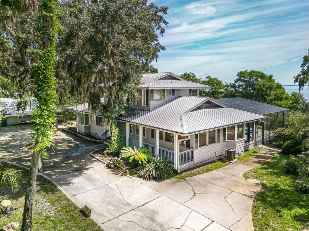 201 Whitcomb Drive Geneva FL 32732 - LAKE HARNEY O6121106 image1