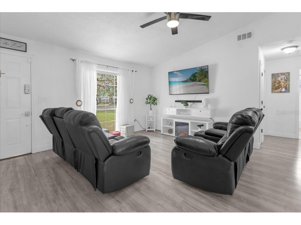 201 Whitney Street Kissimmee FL 34744 O6222393 image4