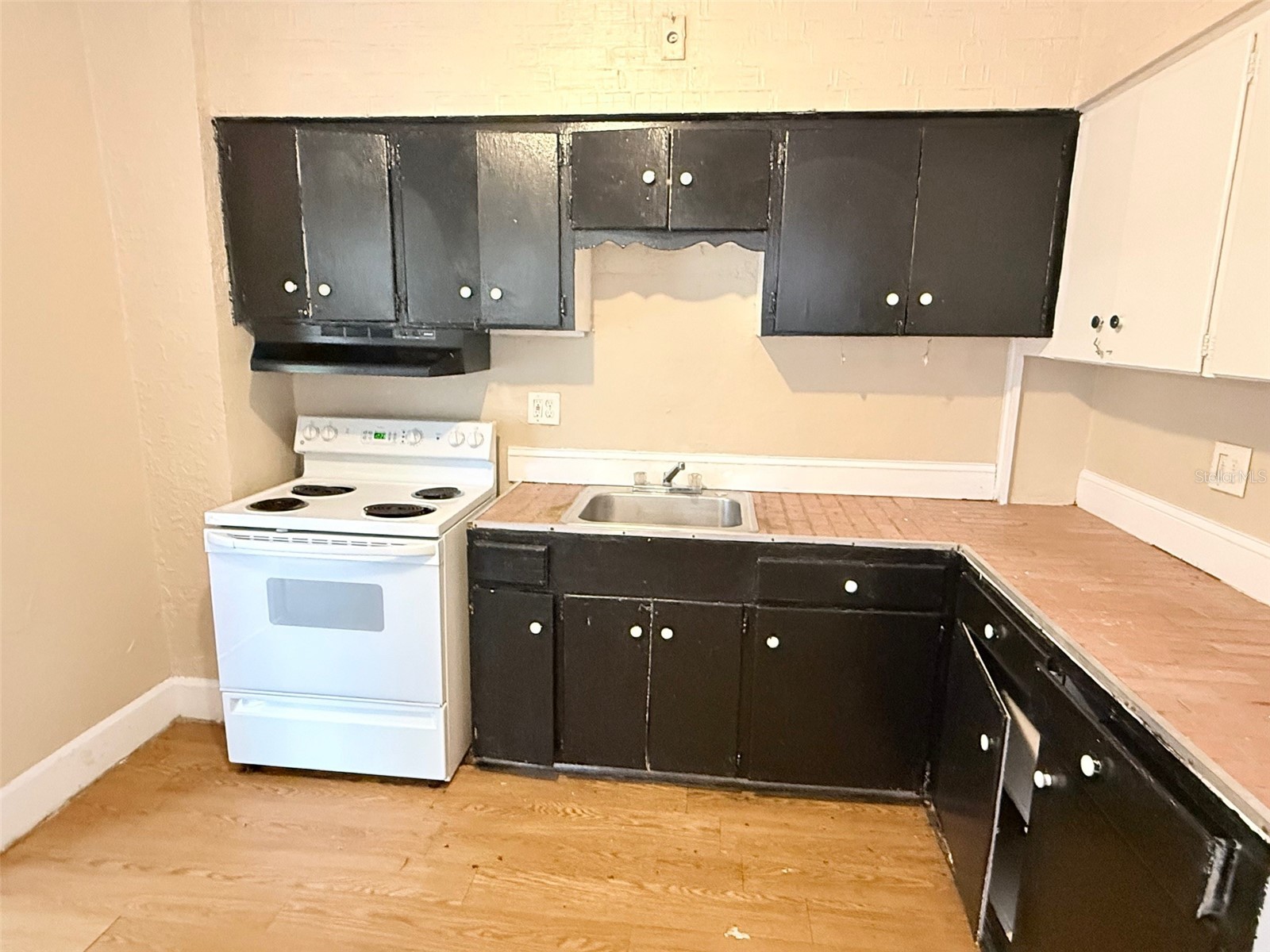 2010 22nd Street S Saint Petersburg FL 33712 TB8504954 image11