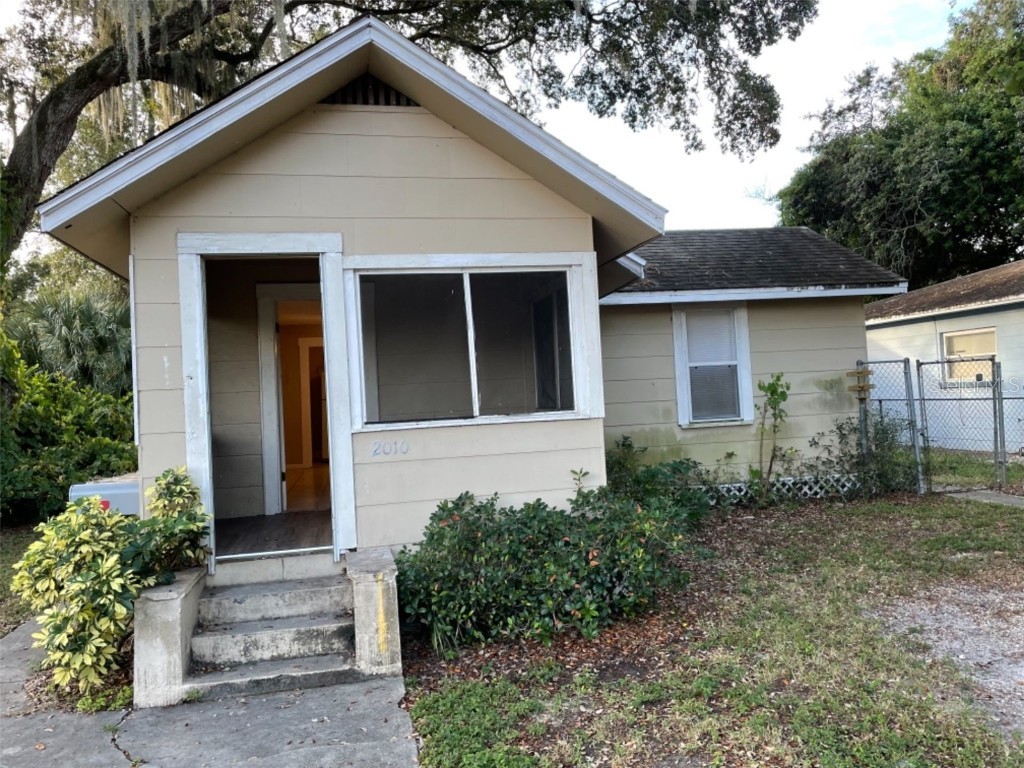 2010 28th Avenue N Saint Petersburg FL 33713 U8227854 image1