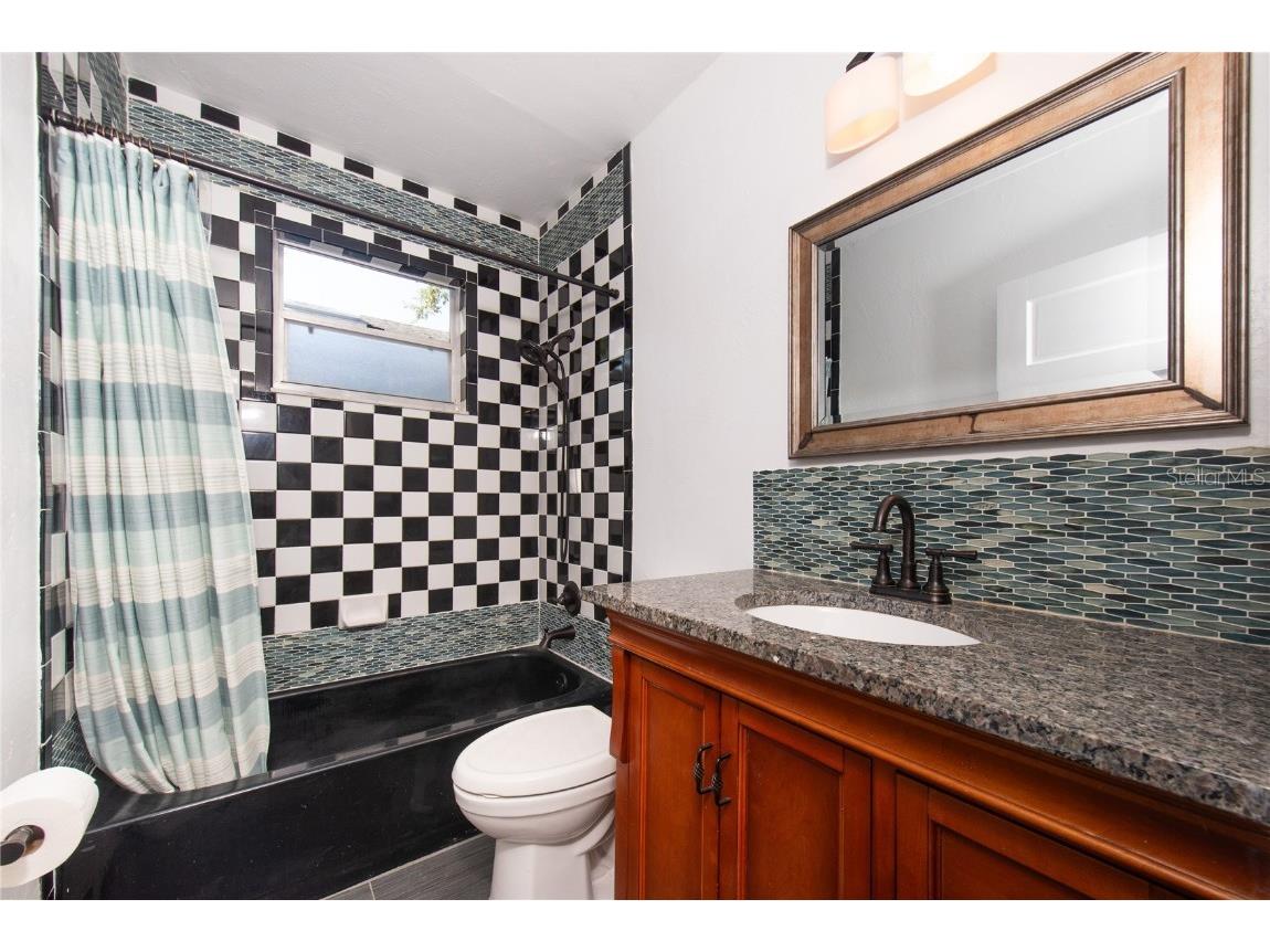 2010 42nd Street S Saint Petersburg FL 33711 TB8433777 image21