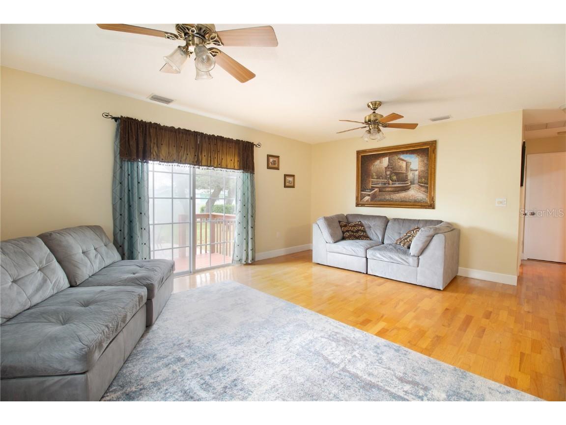 2010 6th Avenue SW Largo FL 33770 TB8394873 image12