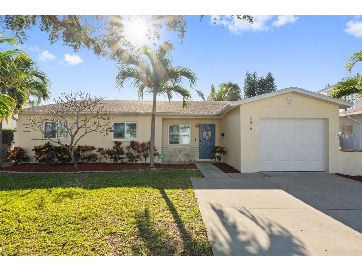 2010 Bayou Grande Boulevard NE Saint Petersburg FL 33703 U8230958 image1